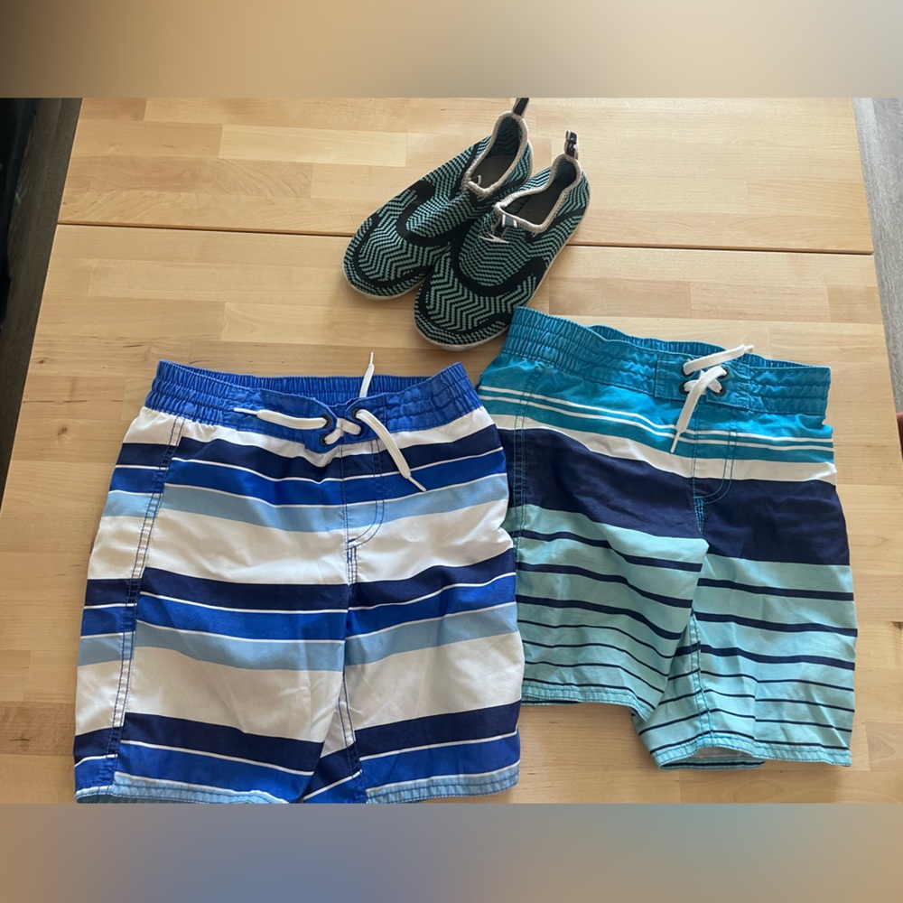 Boys Old Navy Swim Trunks 6/7
And swim shoes